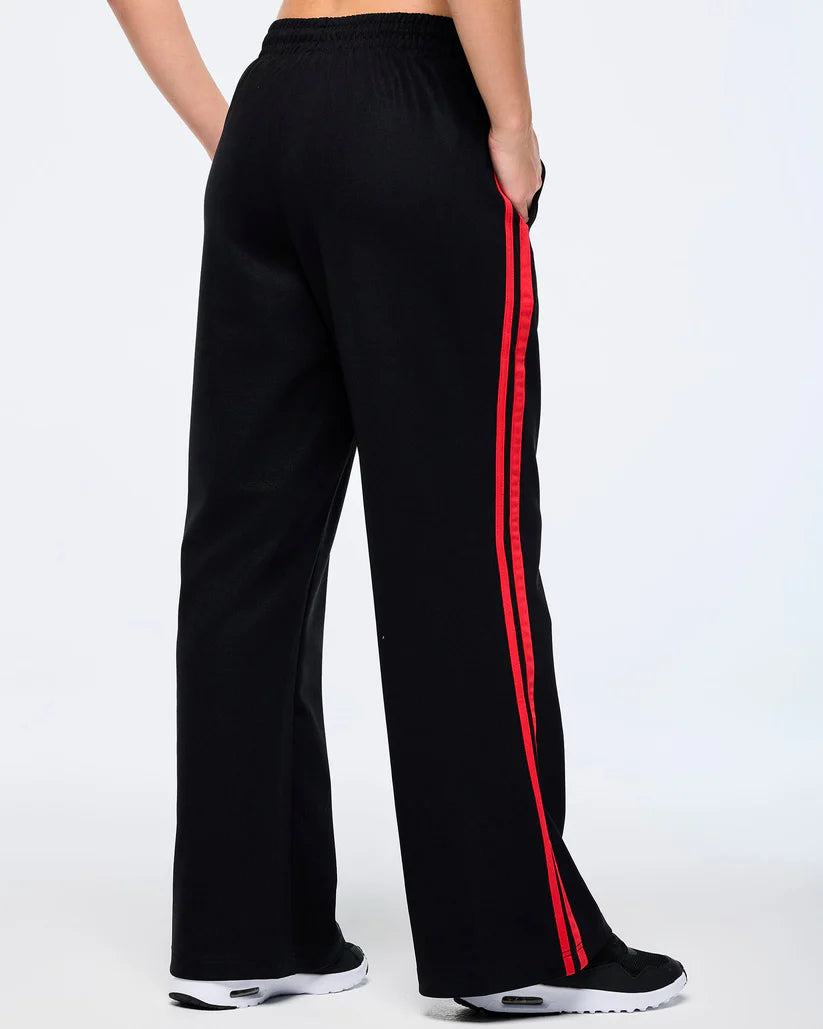 DANCE CLUB 2025-PRE ORDEN